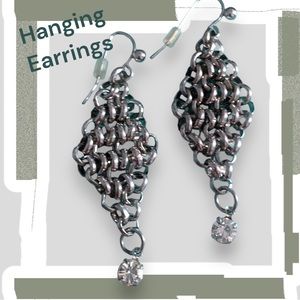 Dangle chain Earring w/ Rhinestones